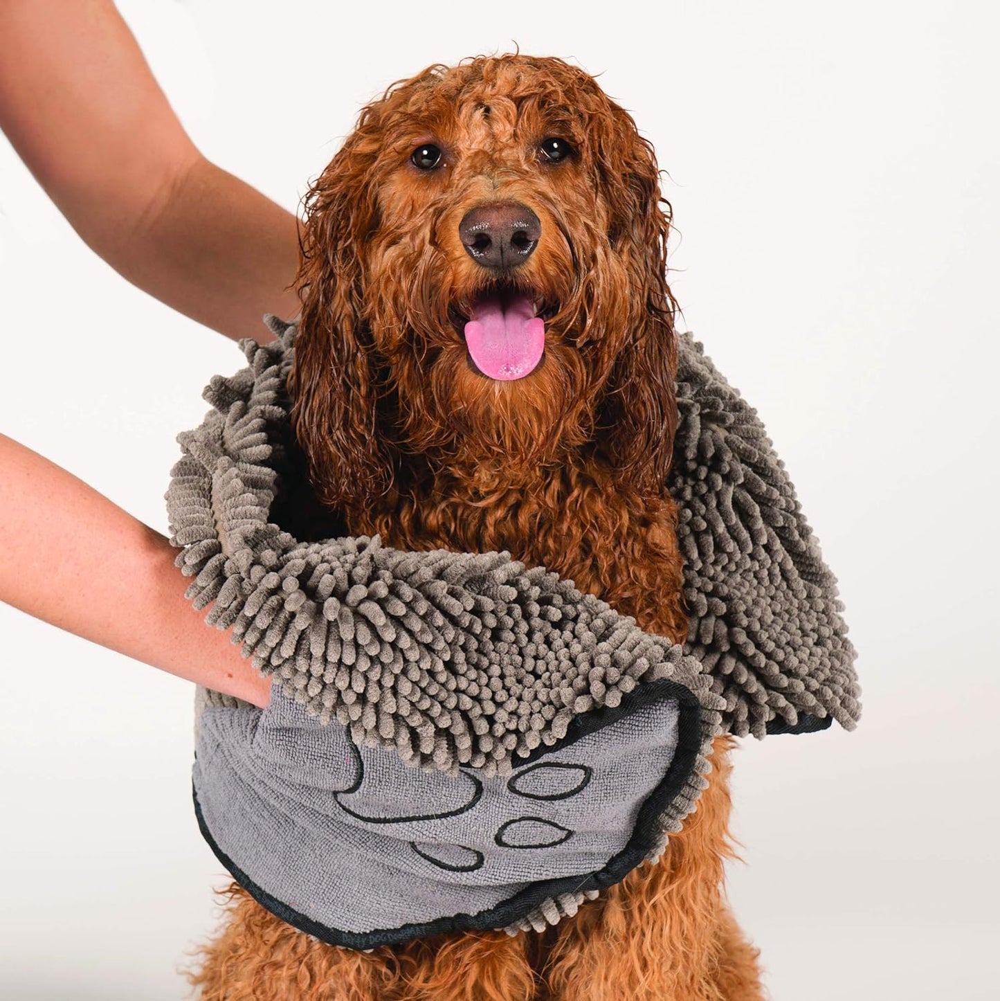 Transform Bath Time: The Ultimate Pet Shammy Towel - Super Absorbent, Quick-Dry Microfiber Magic! 🐶✨